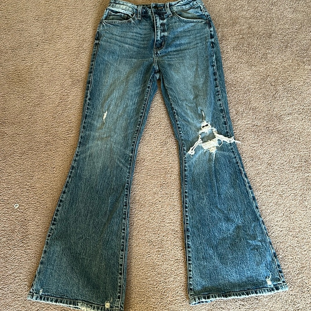 medium wash, midrise, flare jeans